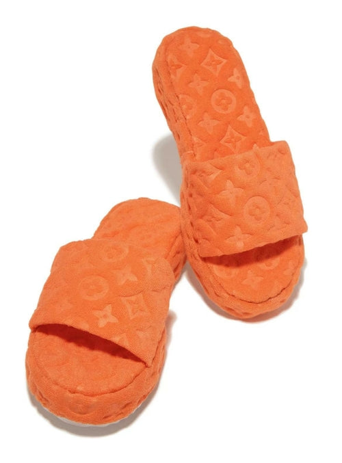 🌸 Floral Plush Slides🌸