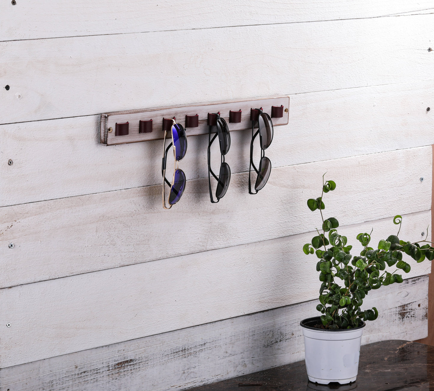 πͺ΅ Wall-Mounted Wood Sunglasses Organizer π