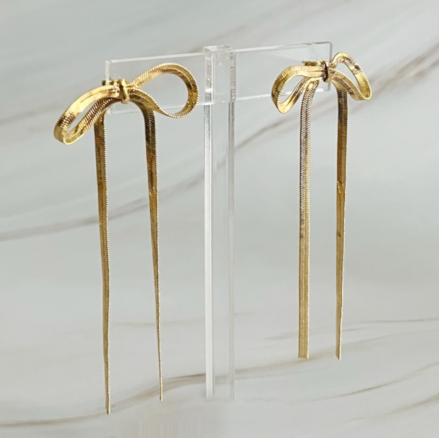 💛 Golden Bow Drop Earrings