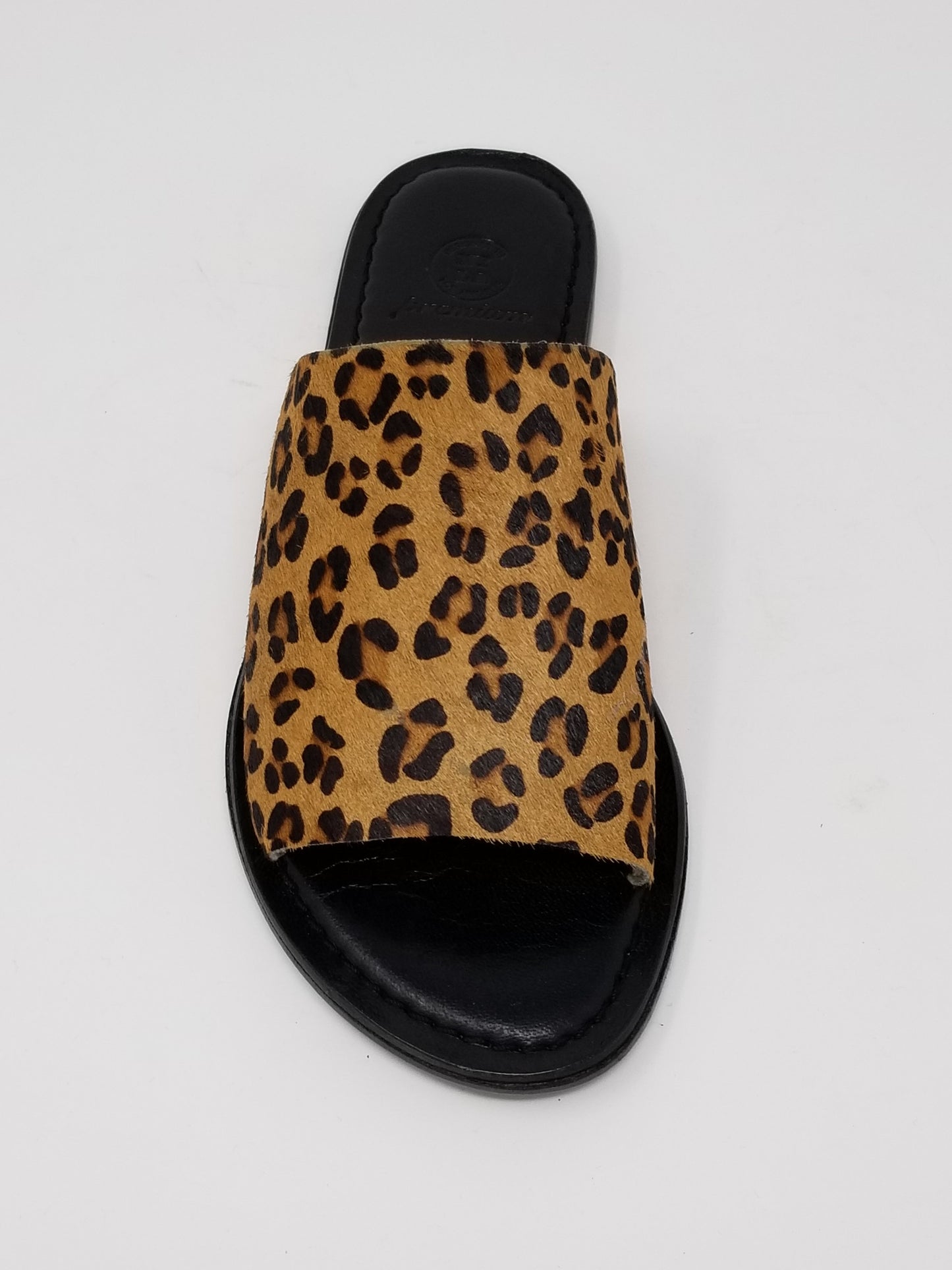 🖤 Laguna Leather Slides – Made in Los Angeles