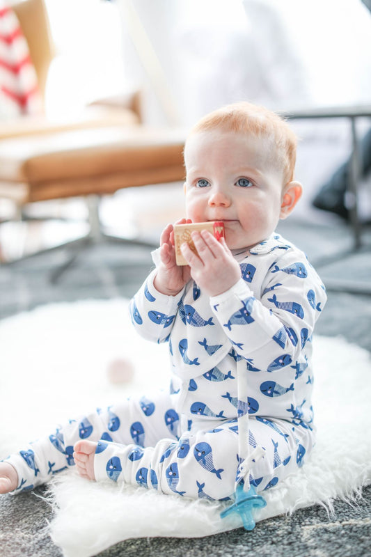 🐳 Blue Whale Smart Pacifier Strap – Snap-On Soothing for Littles 💧