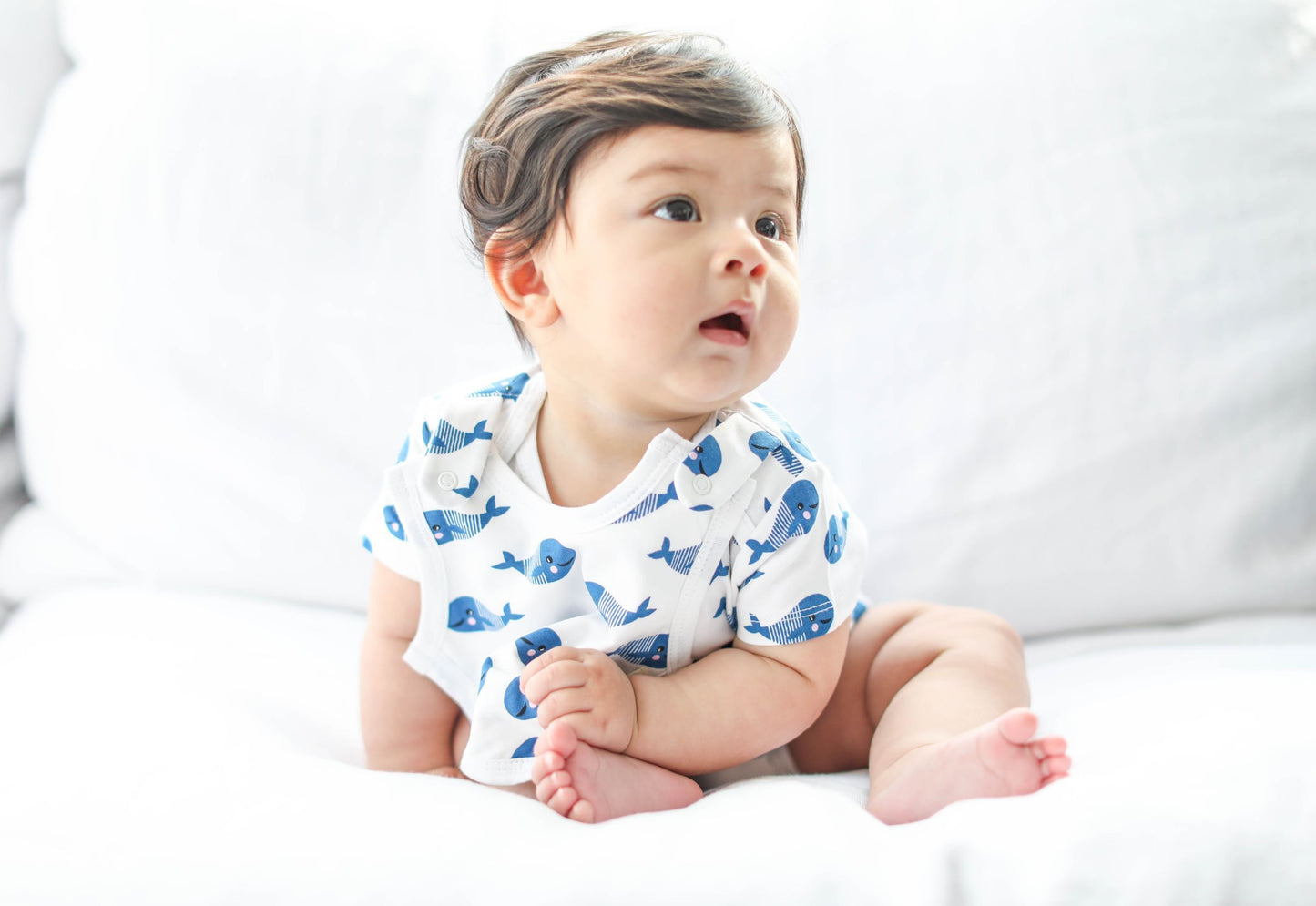 🐳 Blue Whale Bodysuit + Smart Bib Set – Organic Cotton Snap-On Style 💙
